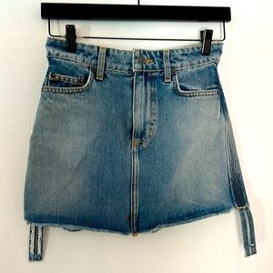CARMAR Colin Distressed Denim Mini Skirt 27 Medium Wash
